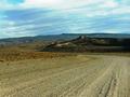 Ewige Schotterstra�e auf der Hochebene zur Estancia La Angostura